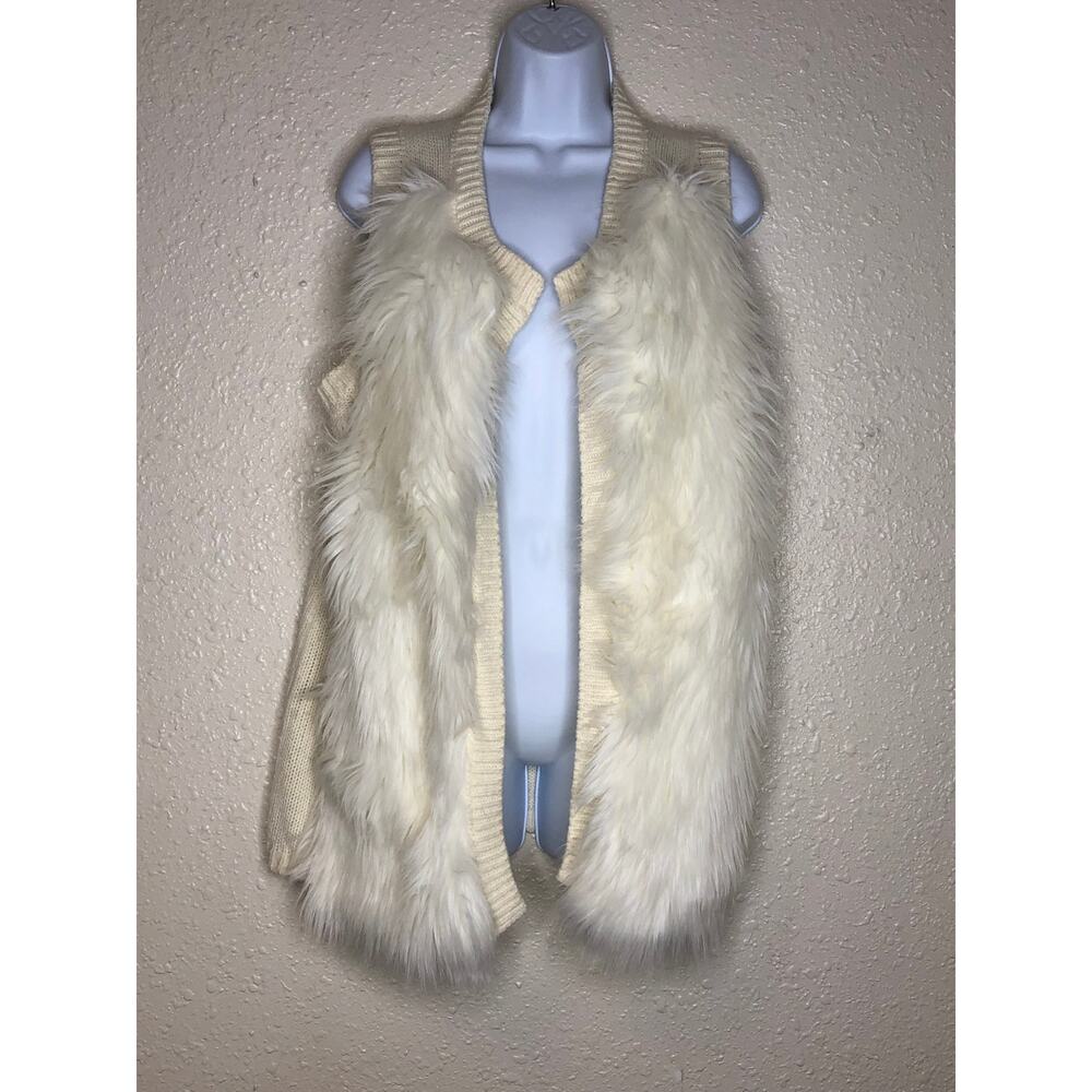H & M Faux Fur Vest Large, sweater back, open front